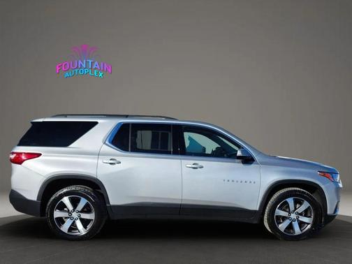 2020 Chevrolet Traverse LT Leather