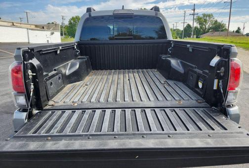 2017 Toyota Tacoma Base