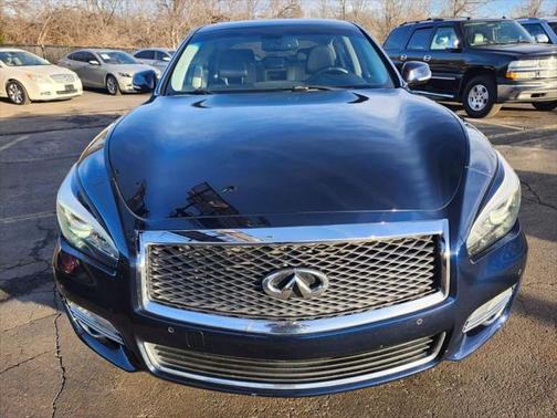 2018 INFINITI Q70L 3.7X LUXE