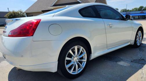 2012 INFINITI G37x Base