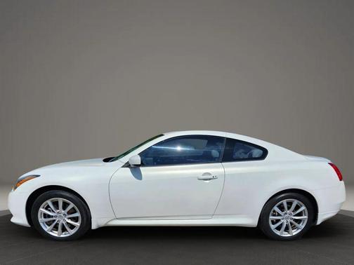 2012 INFINITI G37x Base