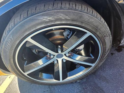 2015 Dodge Challenger R/T Plus