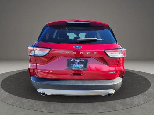 2020 Ford Escape Titanium