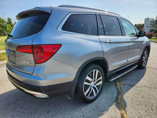2018 Honda Pilot Elite