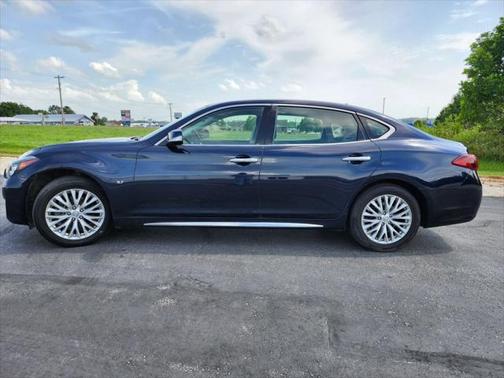 2015 INFINITI Q70L 3.7