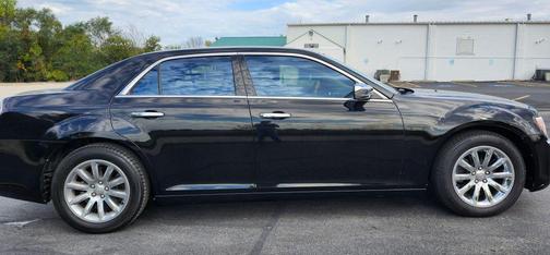 2014 Chrysler 300C Base