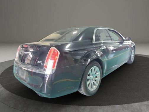 2014 Chrysler 300C Base