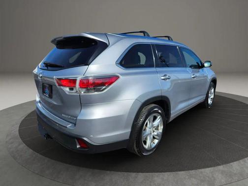 2014 Toyota Highlander Limited Platinum