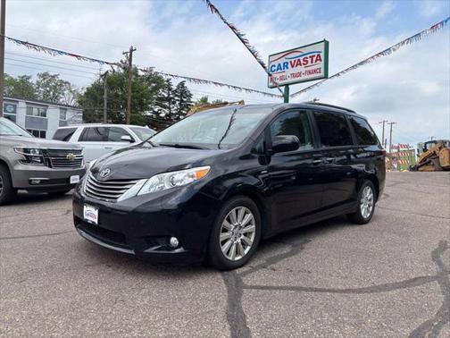 2017 Toyota Sienna XLE Premium