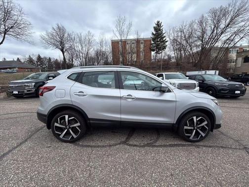 2020 Nissan Rogue Sport SL