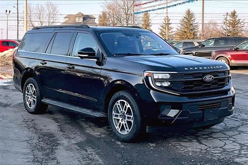 2025 Ford Expedition Max Active 4x2