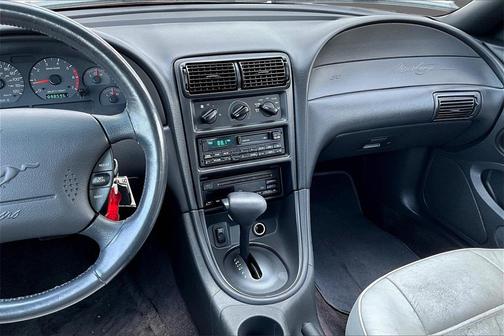 1999 Ford Mustang Base