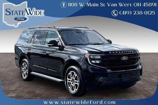 Black Metallic 2025 Ford Expedition Active