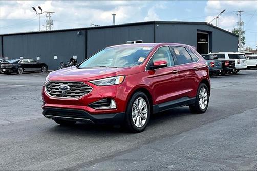 2022 Ford Edge Titanium