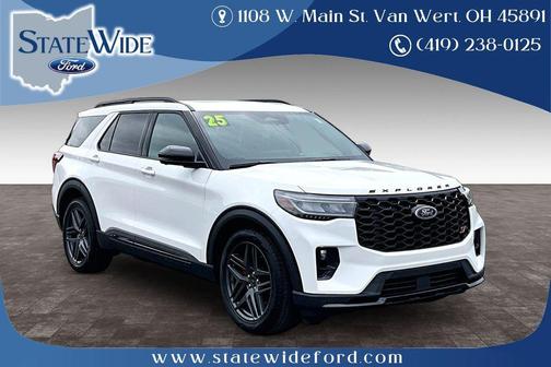 White Metallic 2025 Ford Explorer ST