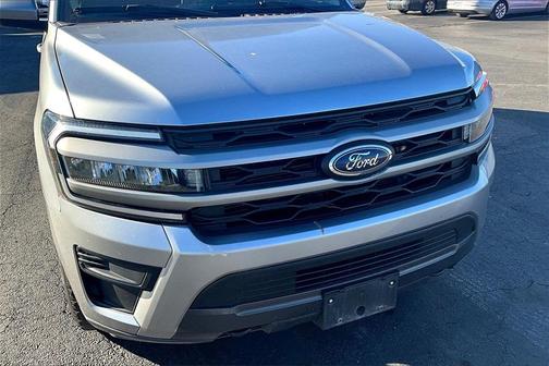 2023 Ford Expedition Max XLT