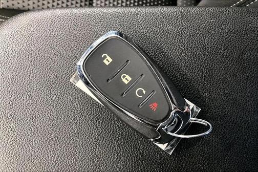 Sterling Gray Metallic 2025 Chevrolet Trax LT