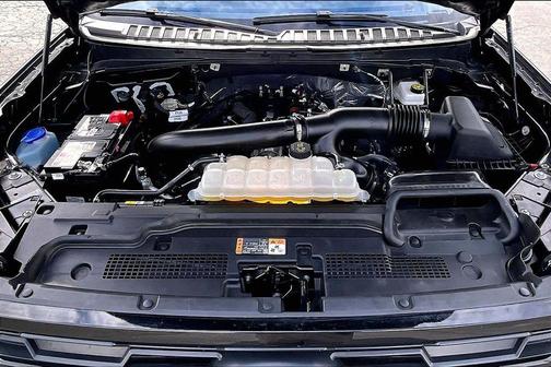 Gray Metallic 2025 Ford Expedition Active