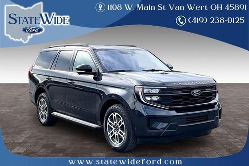 Gray Metallic 2025 Ford Expedition Active