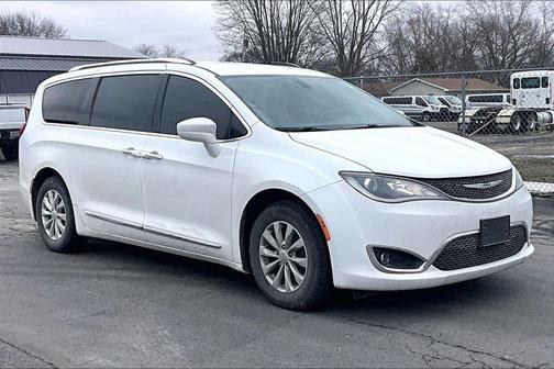 2018 Chrysler Pacifica Touring-L