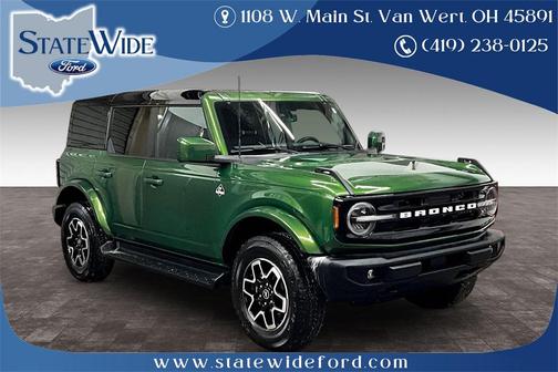 2025 Ford Bronco Outer Banks