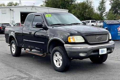 2002 Ford F-150 XLT