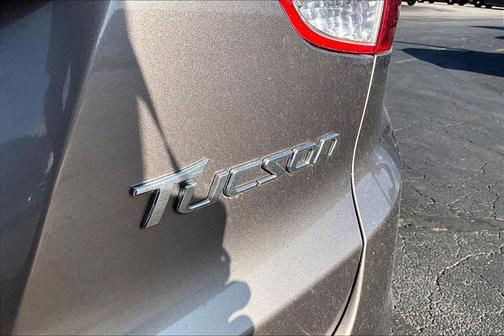 Chai Bronze 2011 Hyundai TUCSON GLS