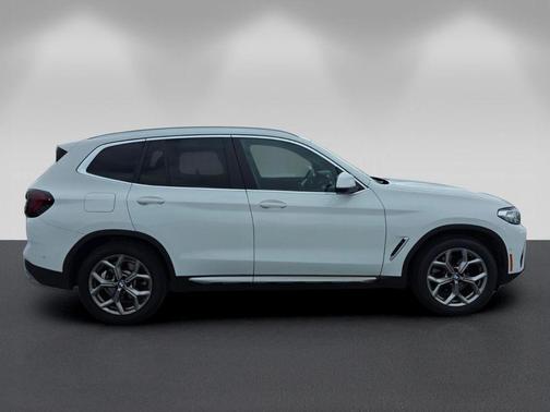 Alpine White 2024 BMW X3 sDrive30i