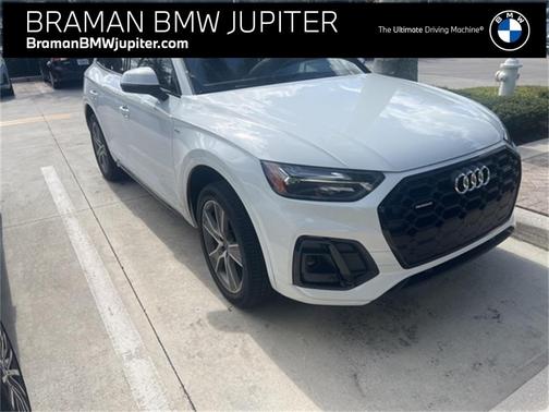 2025 Audi Q5 45 S line quattro Premium