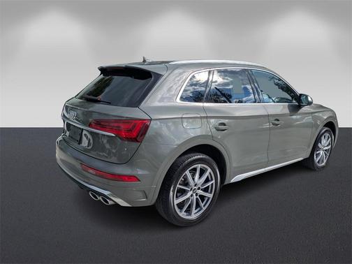 2023 Audi SQ5 3.0T Premium Plus