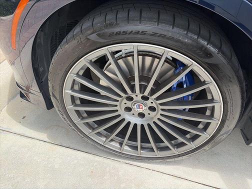 Tanzanite Blue II Metallic 2022 BMW X7 M50i