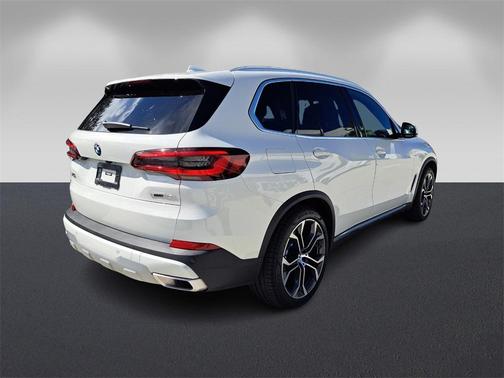 2023 BMW X5 sDrive40i