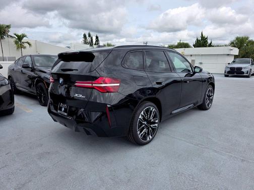 Black Sapphire Metallic 2026 BMW X3 30 xDrive