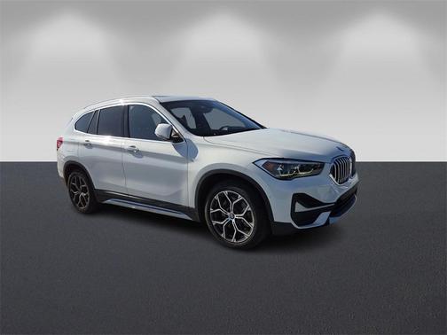 2022 BMW X1 sDrive28i