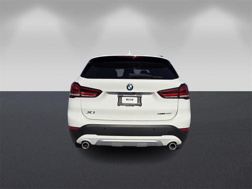 2022 BMW X1 sDrive28i