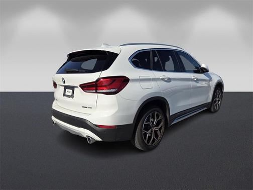 2022 BMW X1 sDrive28i