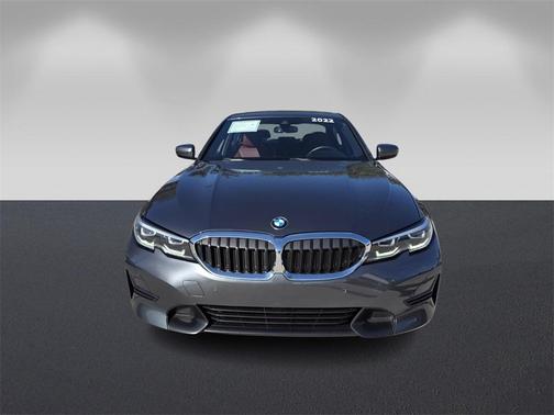 2022 BMW 330 i