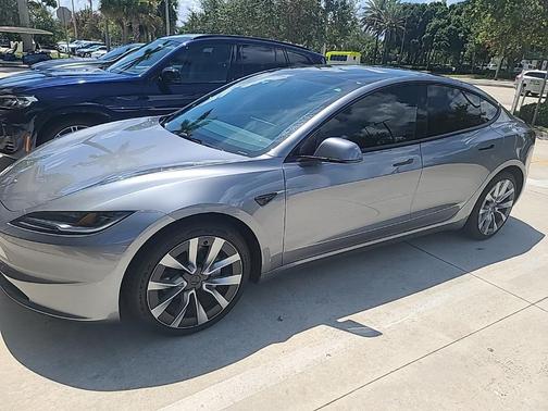 2024 Tesla Model 3 Base