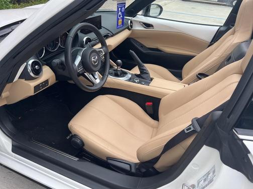 2024 Mazda MX-5 Miata RF Grand Touring