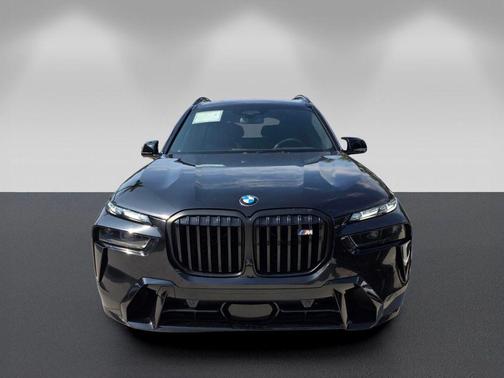 Black Sapphire Metallic 2024 BMW X7 M60i