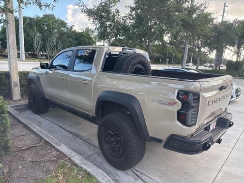 Sand Dune Metallic 2024 Chevrolet Colorado ZR2