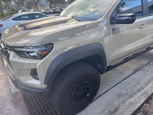 Sand Dune Metallic 2024 Chevrolet Colorado ZR2