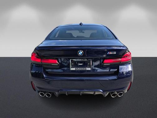 Tanzanite Blue II Metallic 2023 BMW M5 Base