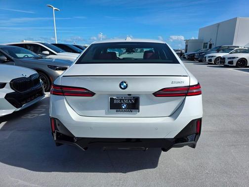 Alpine White 2027 BMW 530 i