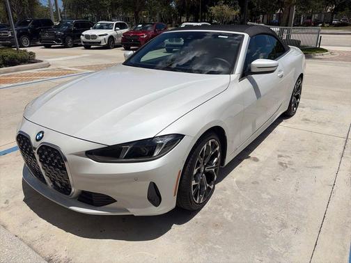 Mineral White Metallic 2025 BMW 430 i