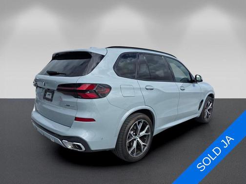 Gray Metallic 2026 BMW X5 sDrive40i