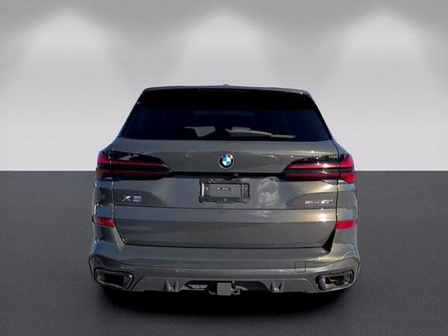 Gray Metallic 2026 BMW X5 sDrive40i