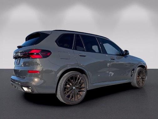 Gray Metallic 2026 BMW X5 sDrive40i
