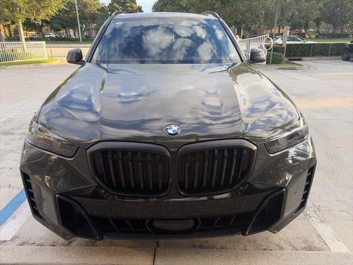 Gray Metallic 2026 BMW X5 sDrive40i