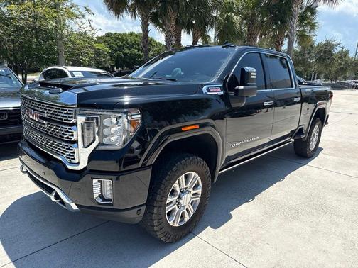 Onyx Black 2023 GMC Sierra 2500 Denali